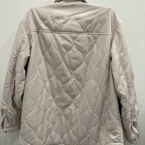 H&M lightly lined shirt jacket - Picture 3 of 4